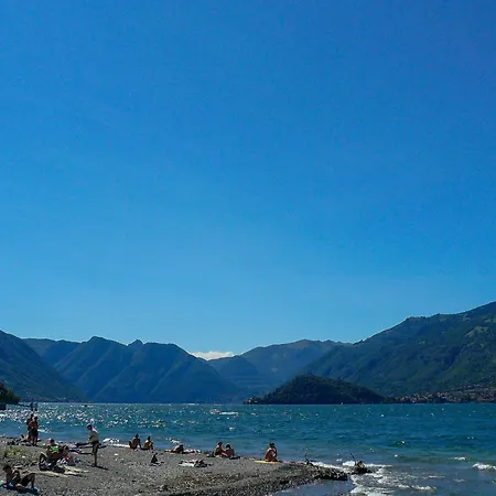 Rustico Giuly Nyaraló